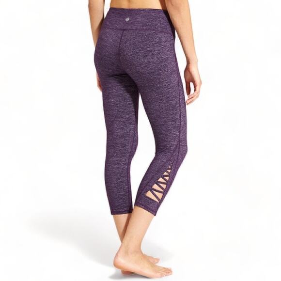 Athleta Purple Drama Mid Rise Quest Criss Cross Chaturanga Capri Legging Sz XXS - Picture 1 of 8